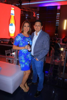 Michelob Ultra, la cerveza para brindar ahora